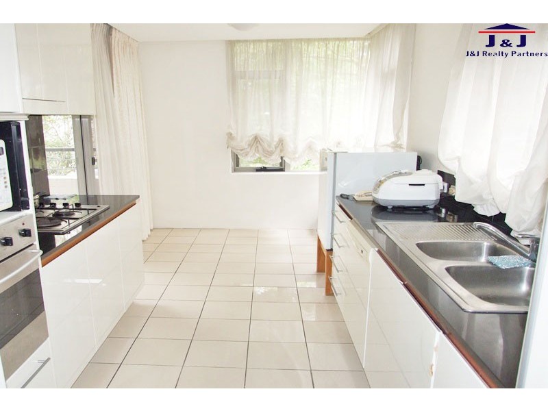 8/21 Blaxland Rd, Newington NSW 2127