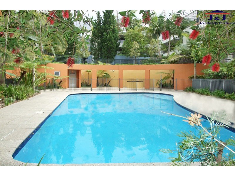 8/21 Blaxland Rd, Newington NSW 2127