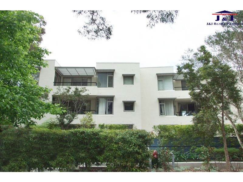 8/21 Blaxland Rd, Newington NSW 2127