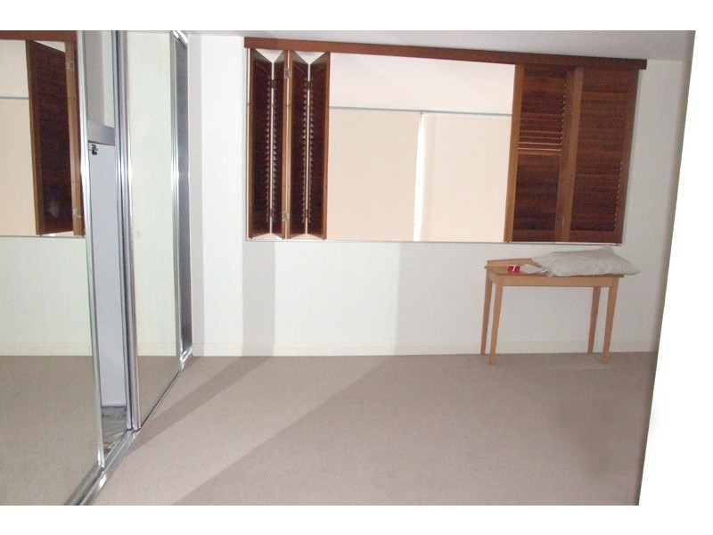 8 Rider Boulevard, Rhodes NSW 2138