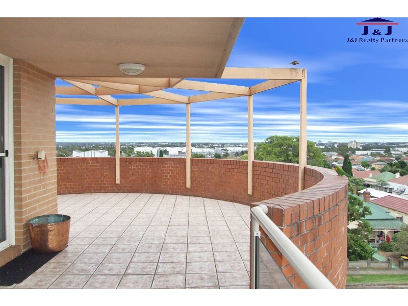 21/2 Macquarie Rd, Auburn NSW 2144