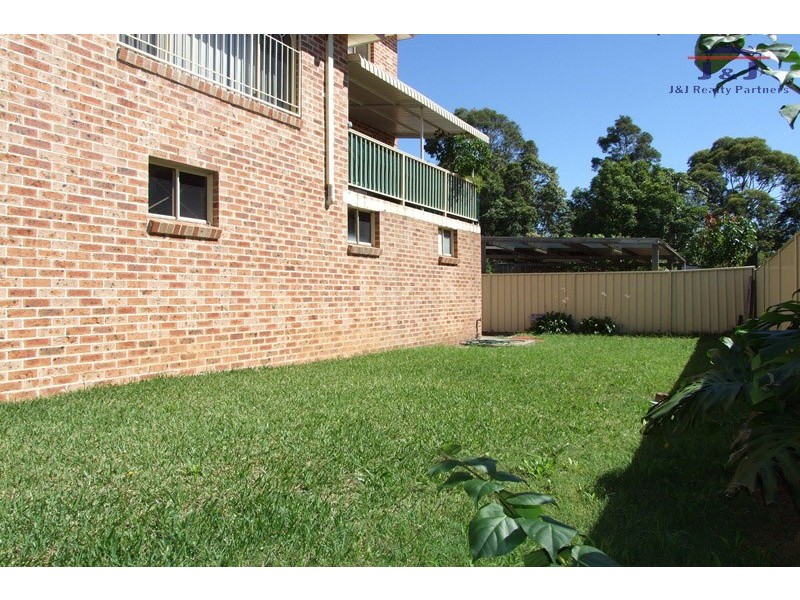2/95 Ninth Ave, Campsie NSW 2194