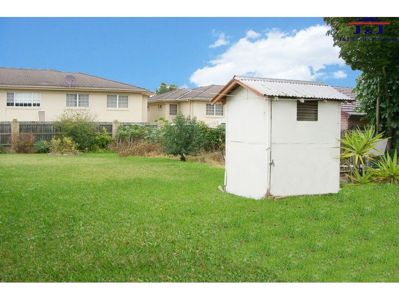 16 Gregory St, Strathfield South NSW 2136
