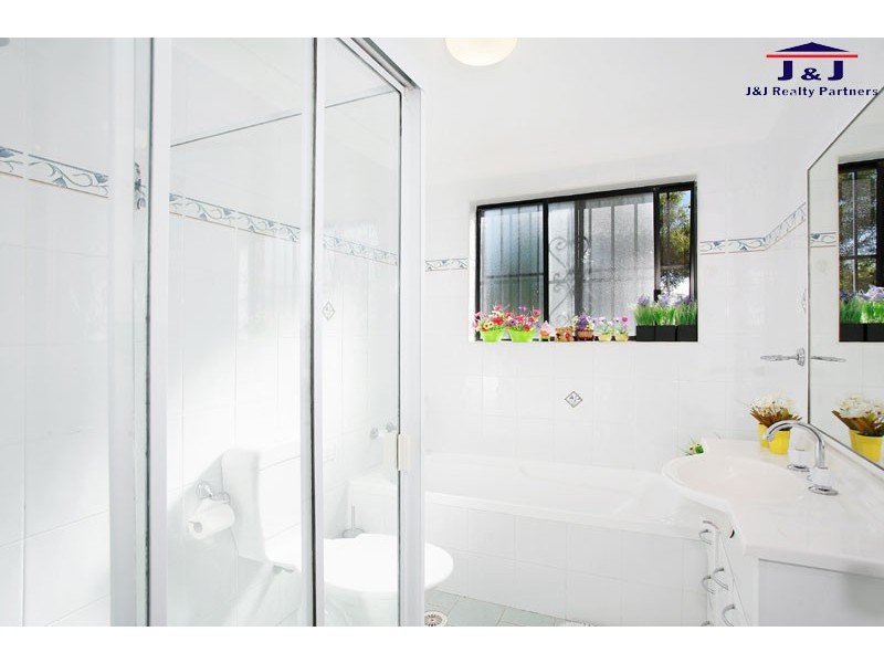 4/37 Browning St, Campsie NSW 2194