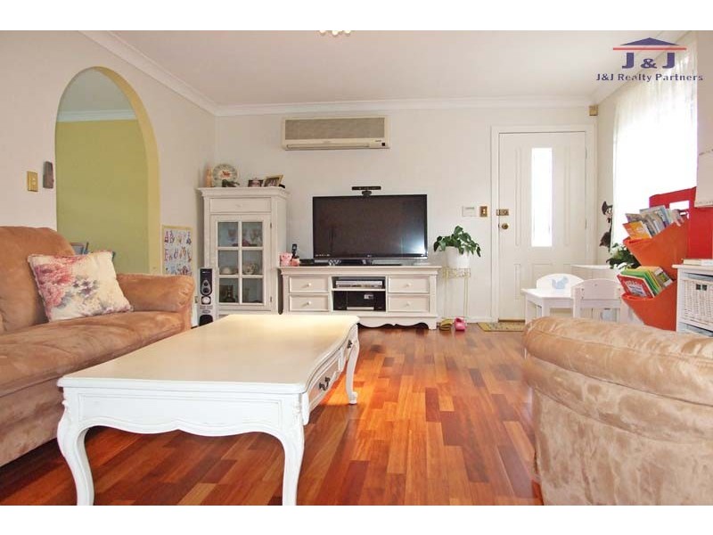 1/100 Kissing Point Rd, Dundas NSW 2117