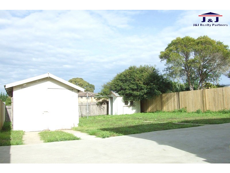 30 Bazentin St, Belfield NSW 2191