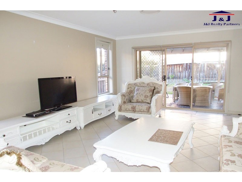 31 Pentonville Pde, Castle Hill NSW 2154