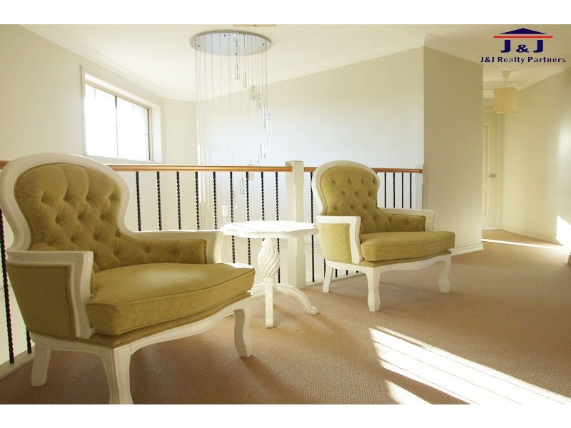 31 Pentonville Pde, Castle Hill NSW 2154