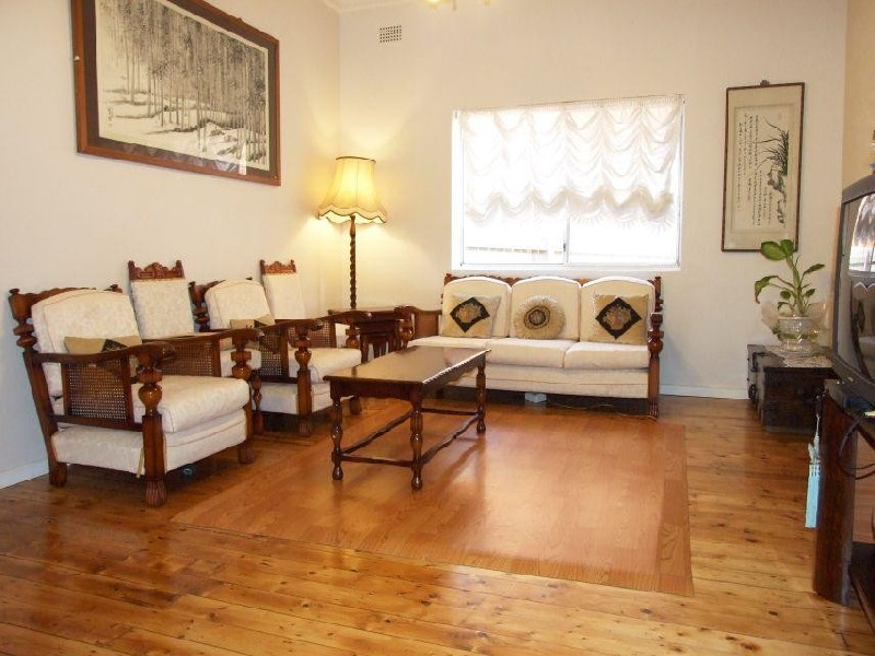 25 Courallie Ave, Homebush West NSW 2140