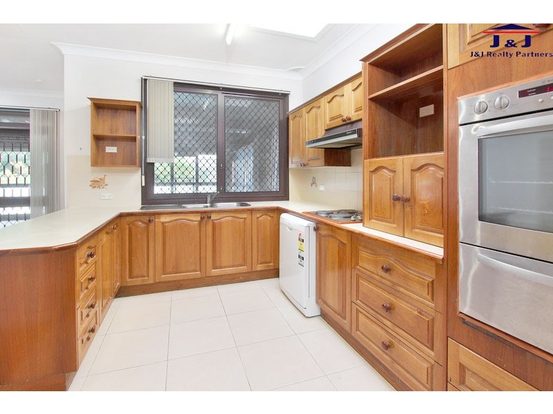 1/10 Greens Ave, Oatlands NSW 2117