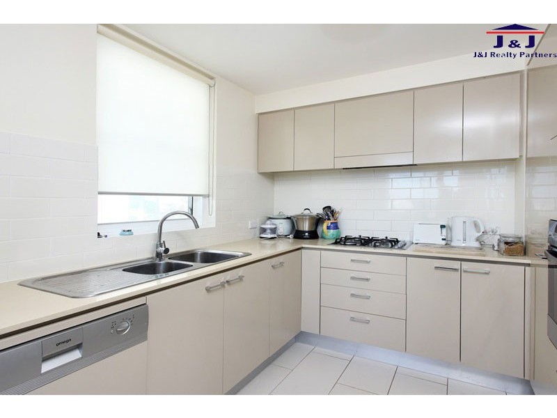 40/1 Juniper Dr, Breakfast Point NSW 2137
