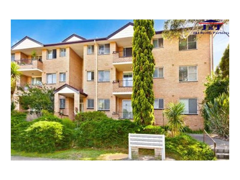 9/11 Lyons St, Strathfield NSW 2135