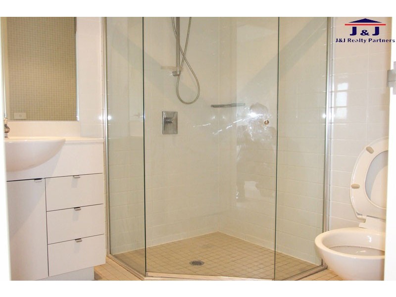 729/25 Bennelong Parkway, Wentworth Point NSW 2127