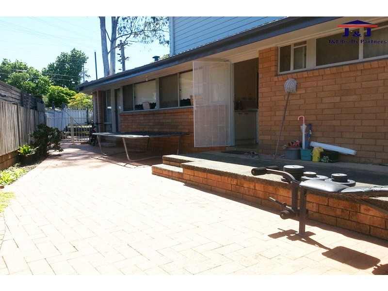 19 Caledonian Ave, Winston Hills NSW 2153