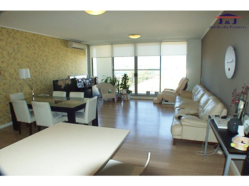 718/37 Amalfi Dr, Wentworth Point NSW 2127