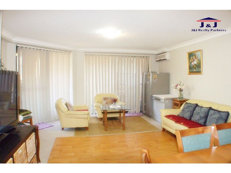 208/19-21 Good St, Parramatta NSW 2150