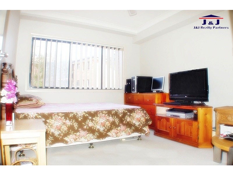 208/19-21 Good St, Parramatta NSW 2150