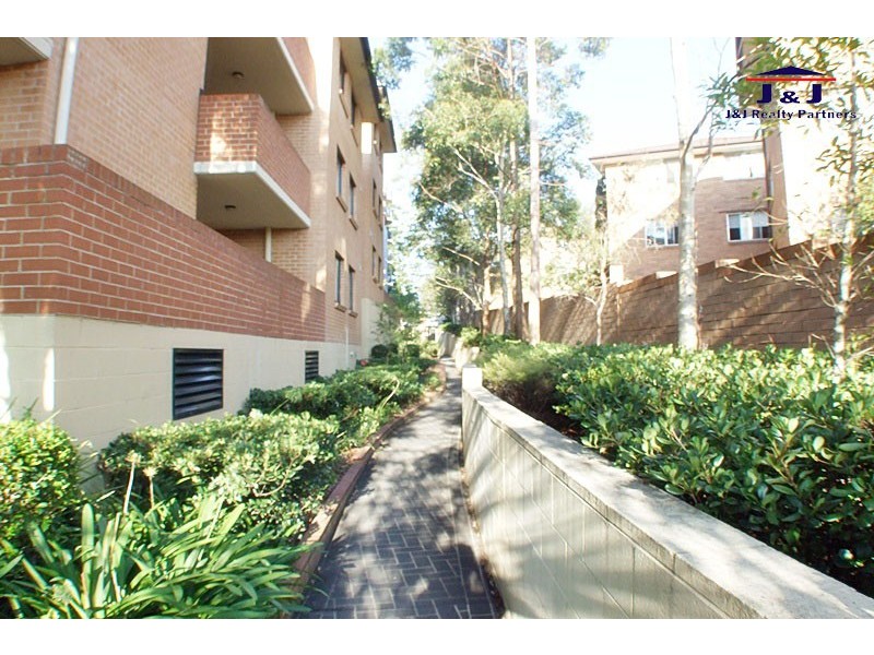 208/19-21 Good St, Parramatta NSW 2150