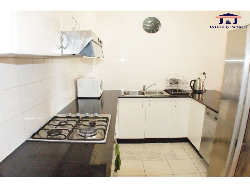 16/33-35 Eastbourne Rd, Homebush West NSW 2140