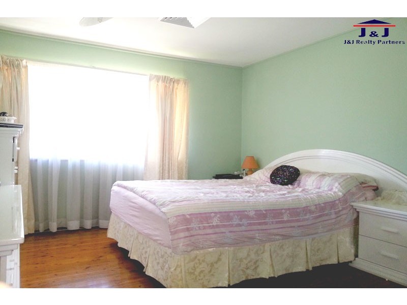 19 Caledonian Ave, Winston Hills NSW 2153