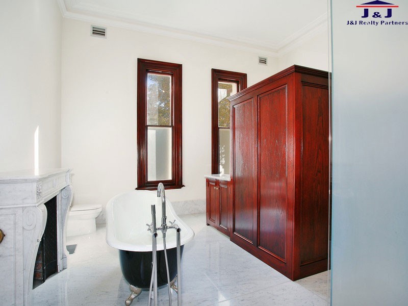 2 Macleay St, Potts Point NSW 2011