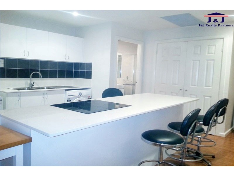 2 Lynstock Ave, Castle Hill NSW 2154