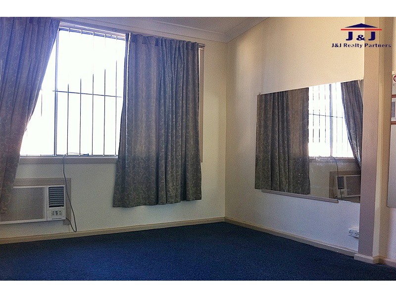 90 Rowe St, Eastwood NSW 2122