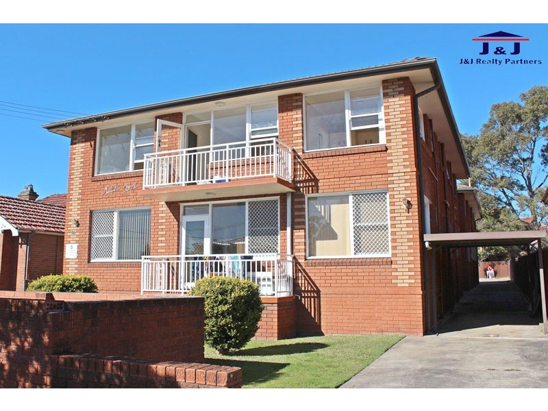 1/86 Clissold Pde, Campsie NSW 2194