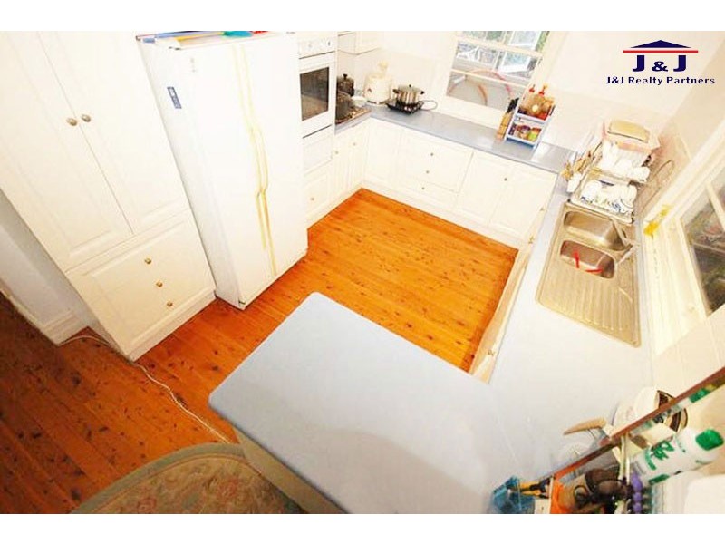 13 Eulalia Ave, Point Frederick NSW 2250