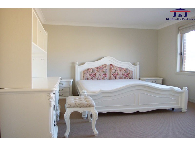 31 Pentonville Pde, Castle Hill NSW 2154