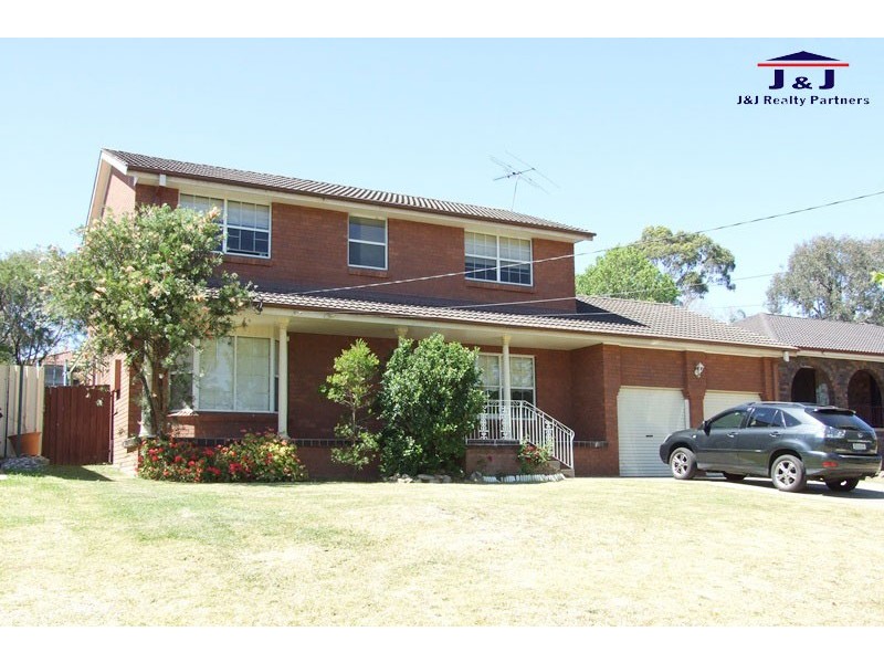 67 Dresden Ave, Castle Hill NSW 2154