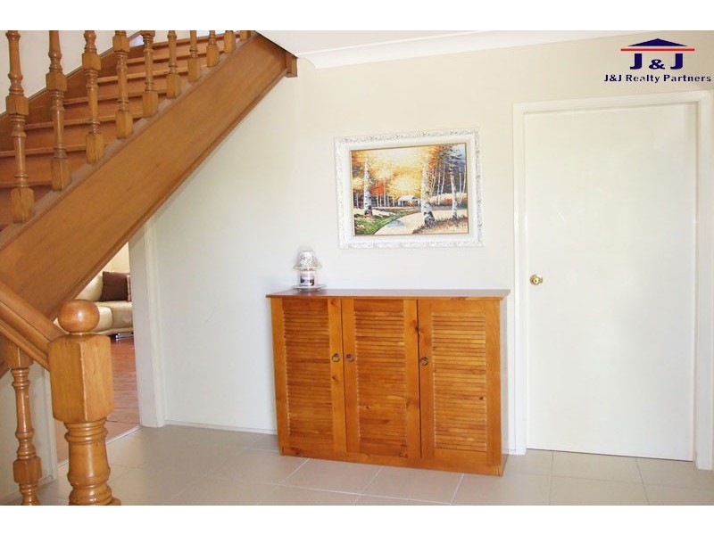 67 Dresden Ave, Castle Hill NSW 2154