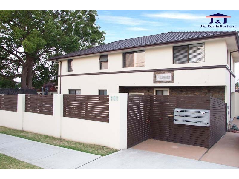 1/217 Quarry Rd, Ryde NSW 2112