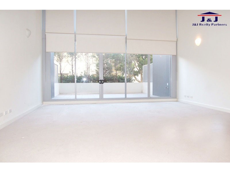 8 Rider Boulevard, Rhodes NSW 2138