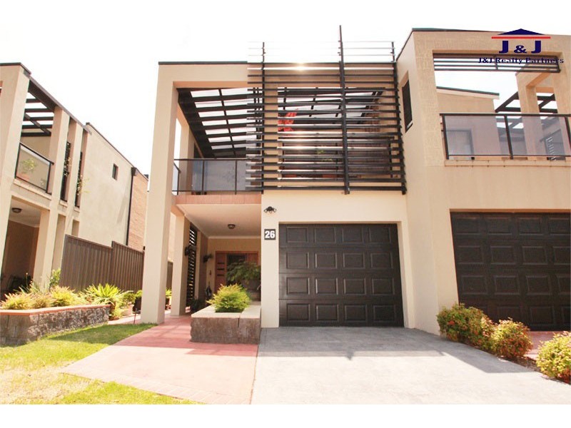 26 John Marie Pl, Roselands NSW 2196