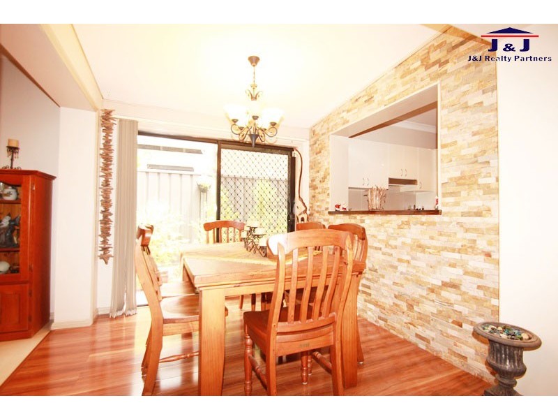 26 John Marie Pl, Roselands NSW 2196