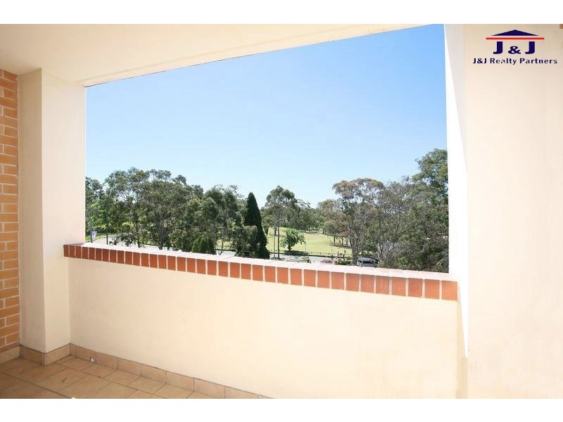 18/1 Macquarie St, Parramatta NSW 2150