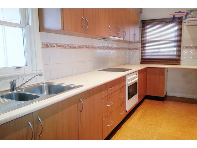 4 Patterson St, Ermington NSW 2115