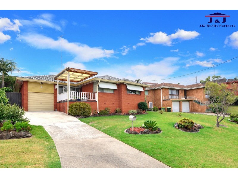 8 Barlow Place, Georges Hall NSW 2198