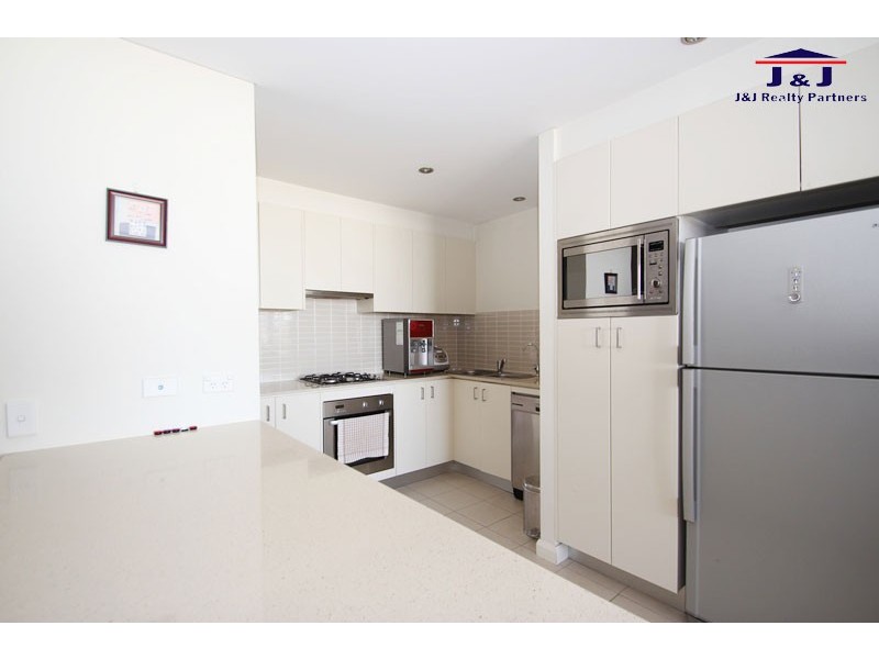 718/37 Amalfi Dr, Wentworth Point NSW 2127