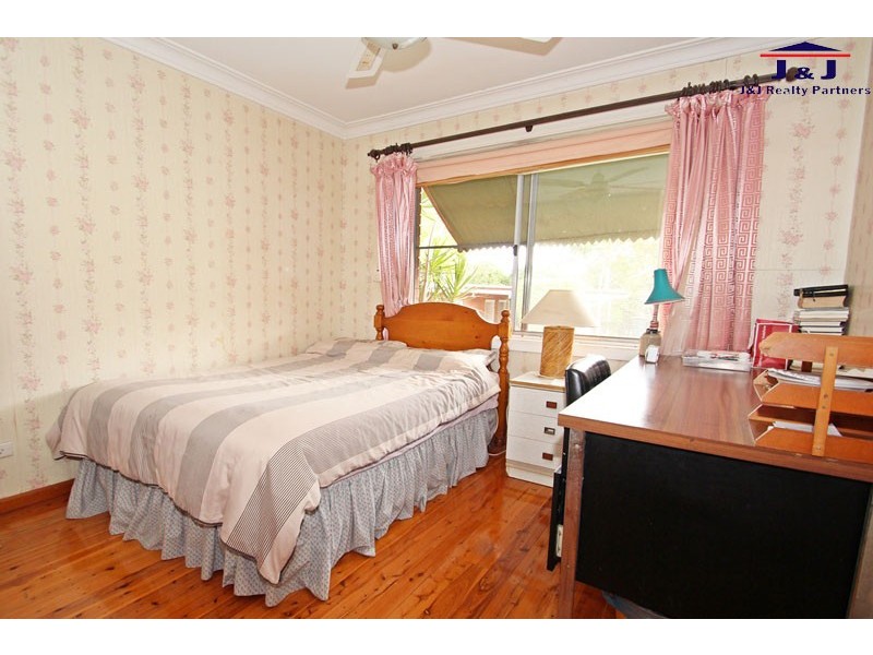 4 Esther St, Winston Hills NSW 2153