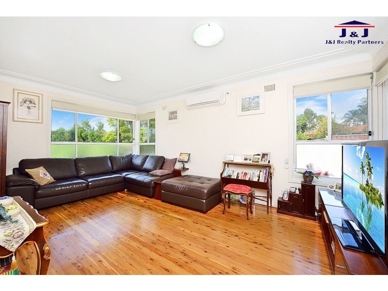 10 Berg St, Blacktown NSW 2148