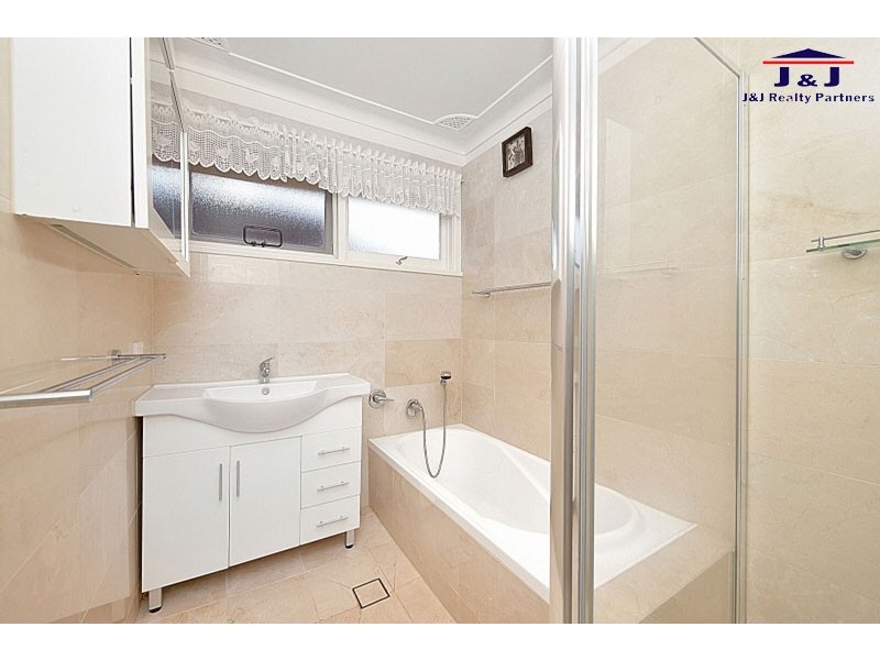 10 Berg St, Blacktown NSW 2148