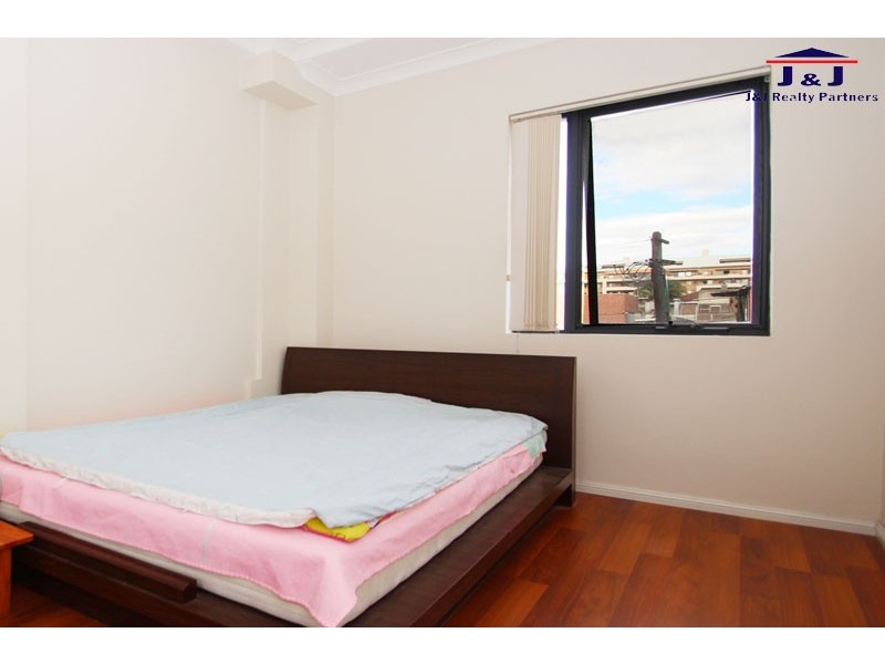 4/8 Northumberland Rd, Auburn NSW 2144