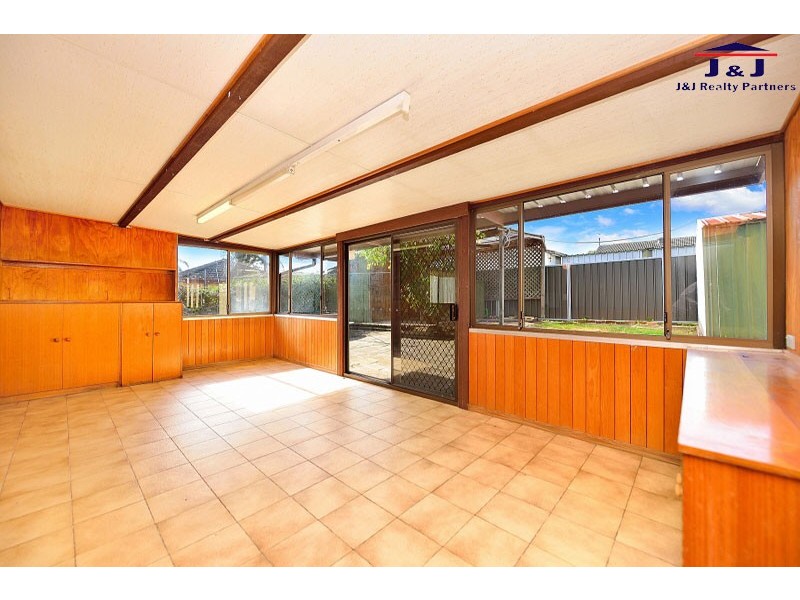 68 Duckmallois Ave, Blacktown NSW 2148