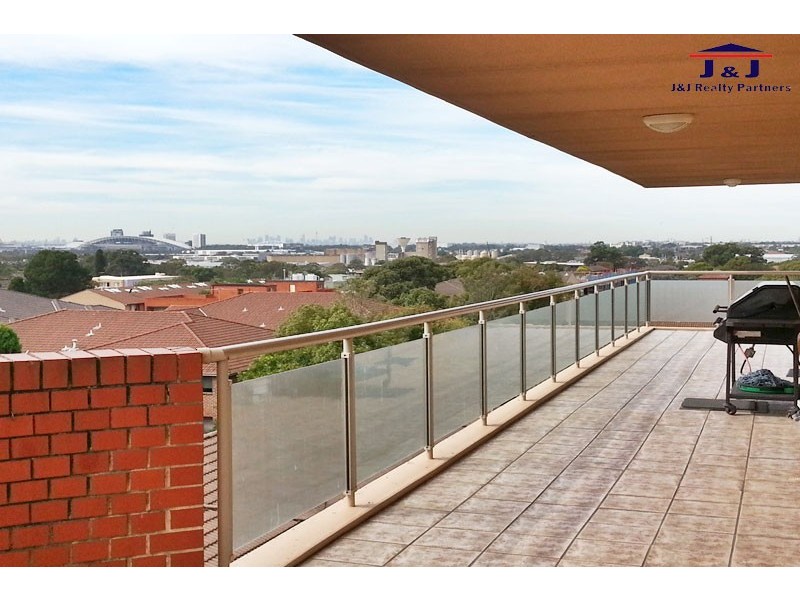 21/2 Macquarie Rd, Auburn NSW 2144