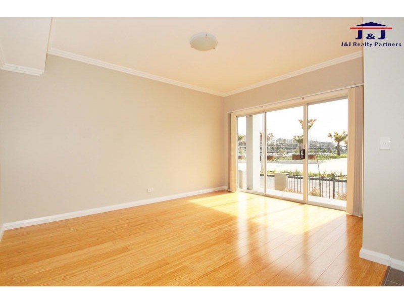 34 Potts Lane, Potts Hill NSW 2143