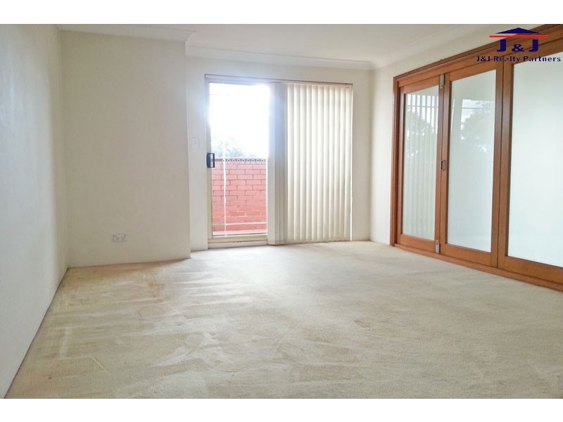 19/8 Hornsey Rd, Homebush West NSW 2140