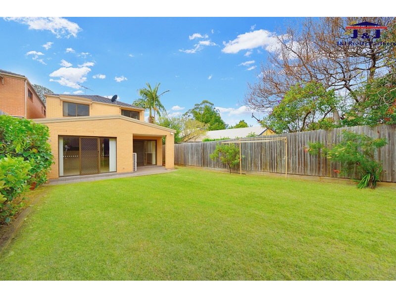 13 Honiton Ave, Carlingford NSW 2118