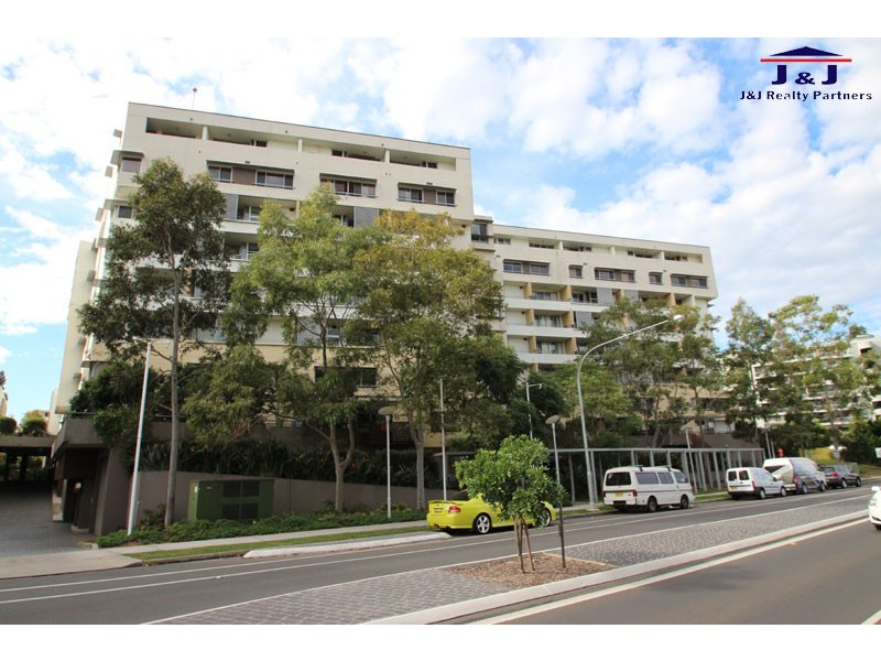 729/25 Bennelong Parkway, Wentworth Point NSW 2127